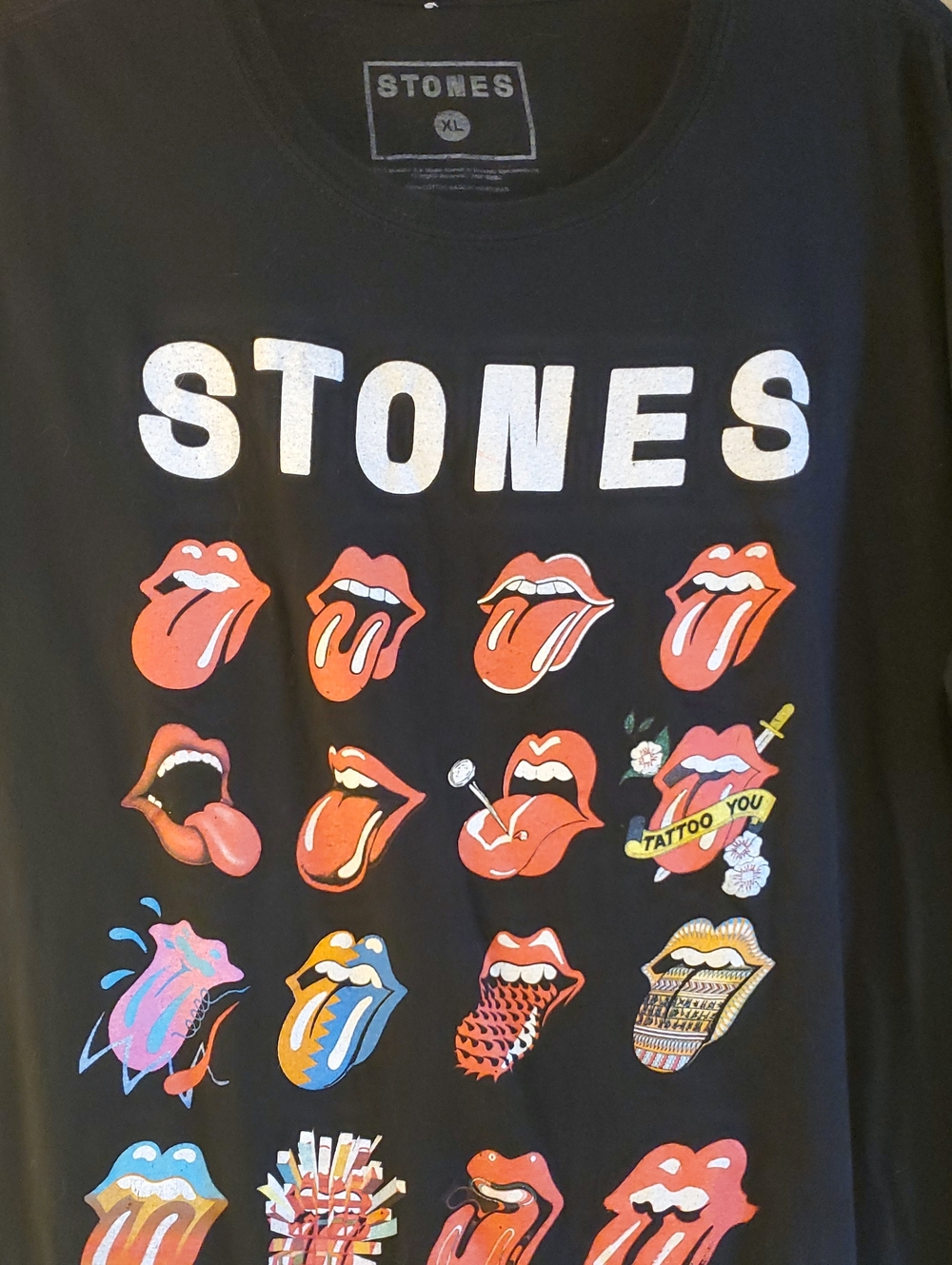 Cpncert Touring 2019 Stones Graphic Tee - Black with Red Tongue Prints